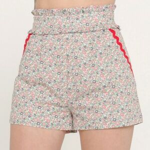 Shorts English factory multicolor flowers size S